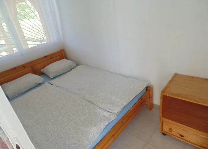 בית נופש 3 Szobas Fahaz Nyaralo שיופוק