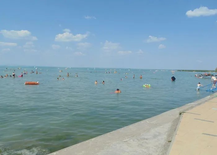 בית נופש 3 Szobas Fahaz Nyaralo שיופוק